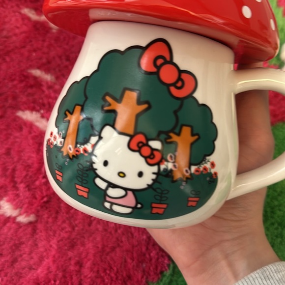 Hello Kitty Mushroom Top Ceramic Mug - Picture 2 of 5